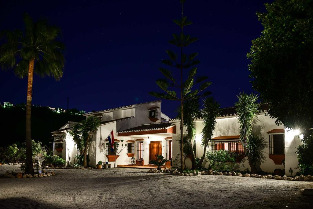 La Perla de Frigiliana Bed&Breakfast Deluxe Bagian luar foto